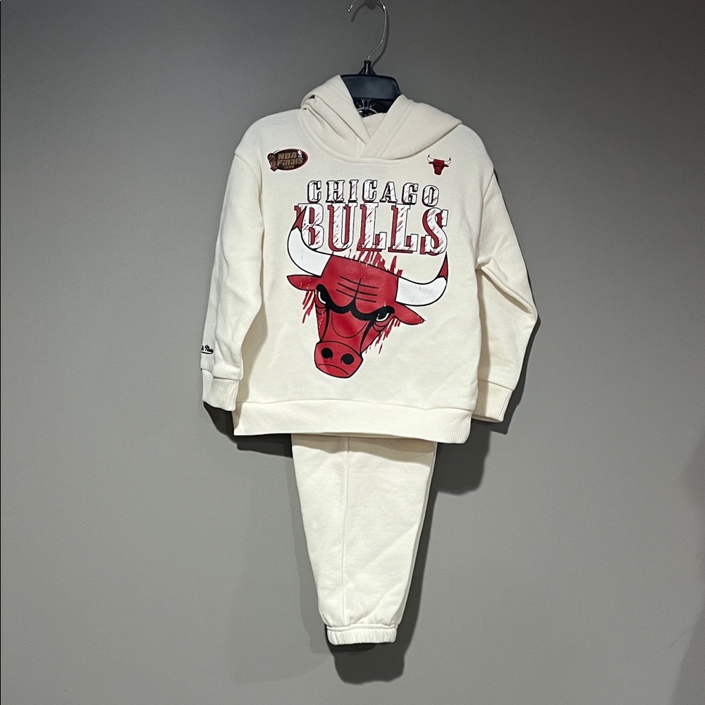 Mitchell & Ness Cream Toddler Hoodie & Sweatpant Set NWOT